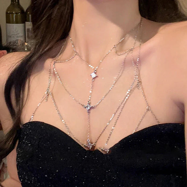 Bijou de corps avec chaines et sequins et strass - Suzie Bijoux de Corps