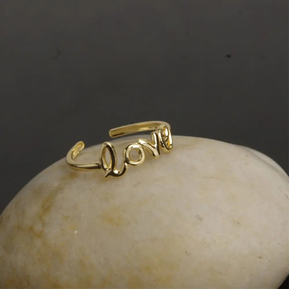 bague-de-pied-en-or-love