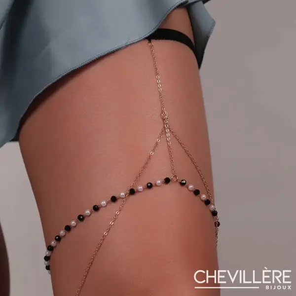 Chaîne De Cuisse Perles Noires Et Blanches - Chevillère Bijoux